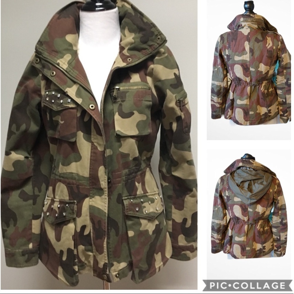 BCBG GENERATION Cargo Camouflage Jacket Faux Sherpa Lining Size XS.